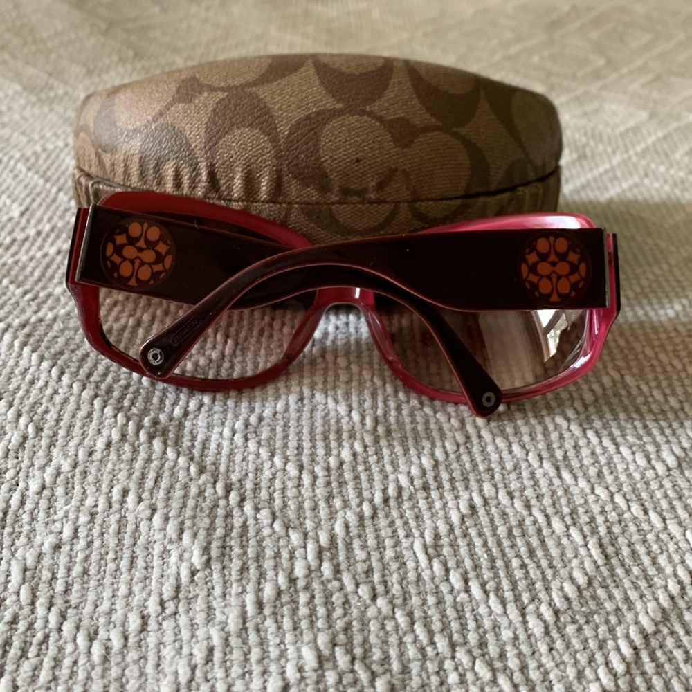 Coach sunglasses - Picture 2 of 2